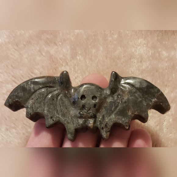 Yooperlite Bat Carving - Picture 1 of 8